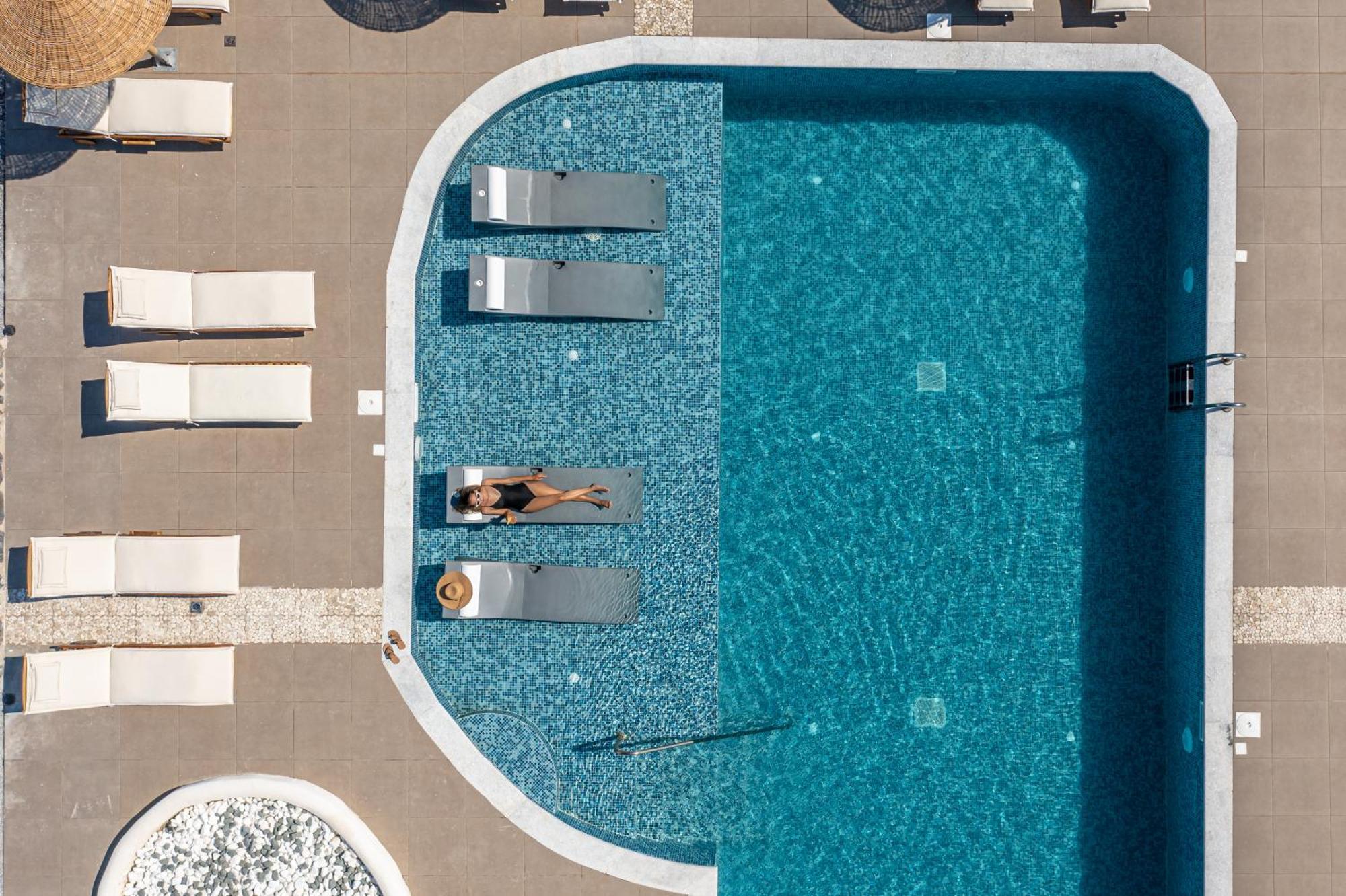 Naxos Finest Hotel & Villas Naxos City ภายนอก รูปภาพ
