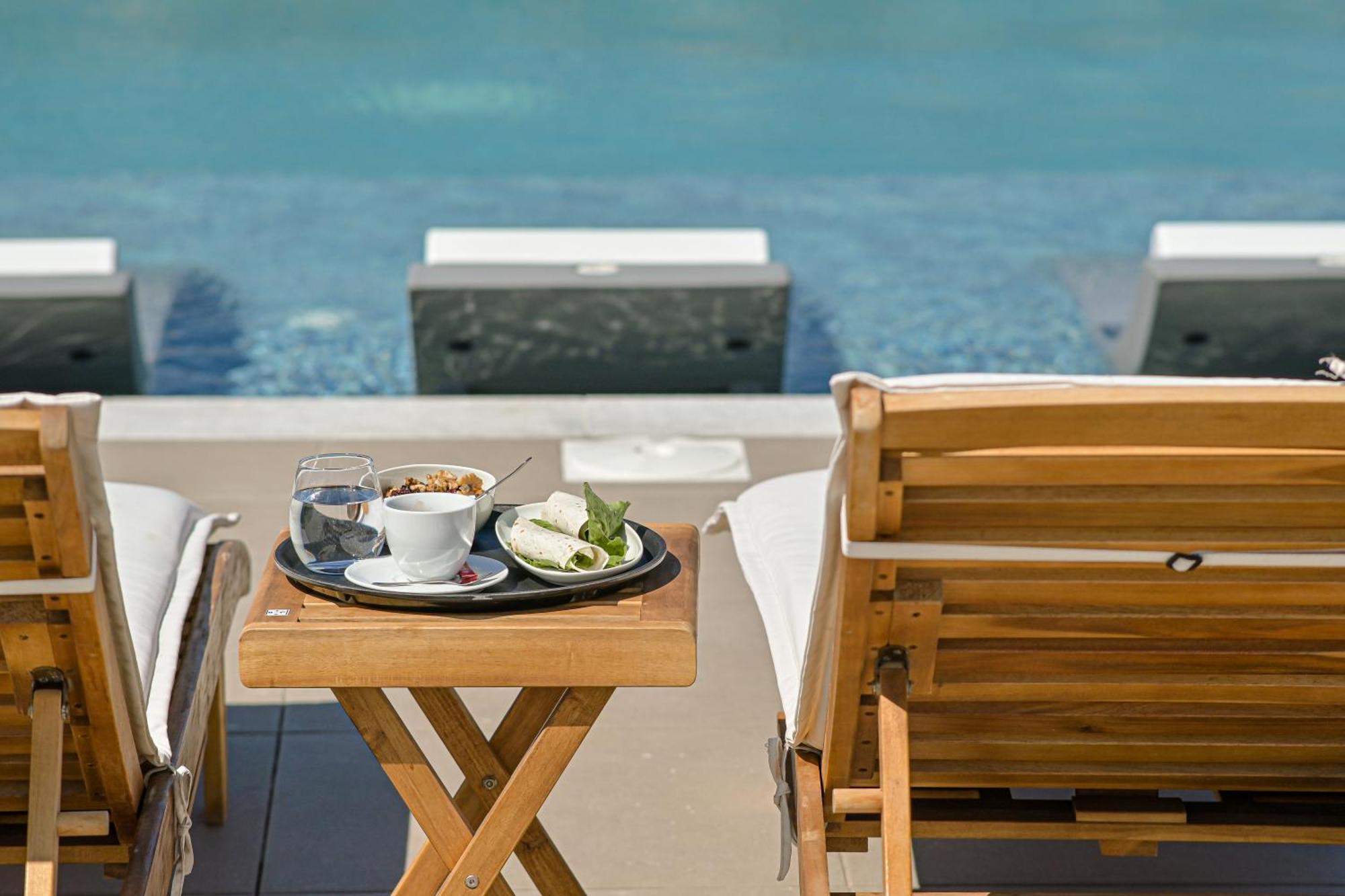 Naxos Finest Hotel & Villas Naxos City ภายนอก รูปภาพ
